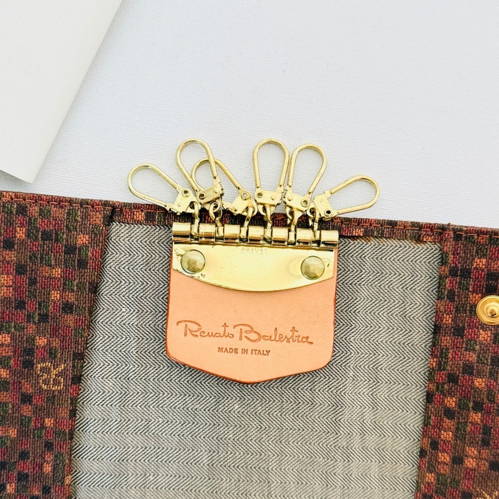 Vintage Renato Balestra Italy Key Wallet – Tapestry Logo Canvas – 6 Hook Holder - Picture 8 of 8
